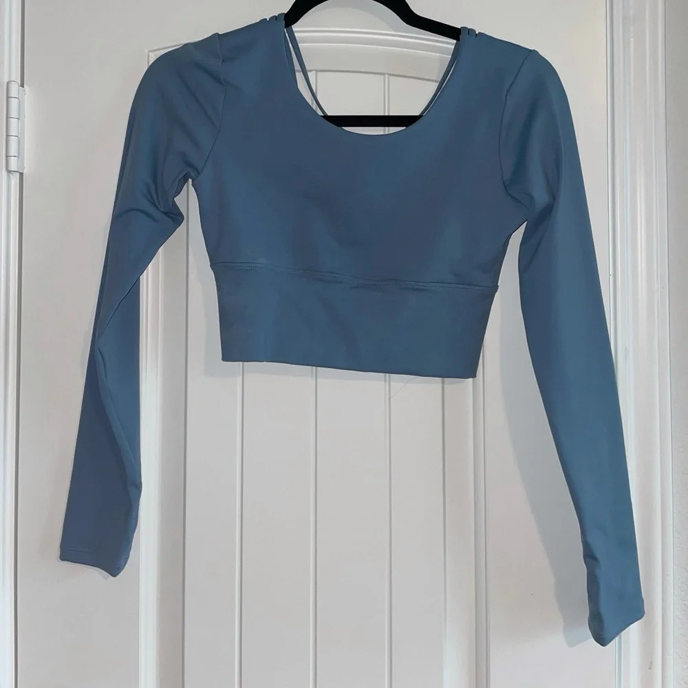 Astoria cut out crop. - Picture 2 of 2